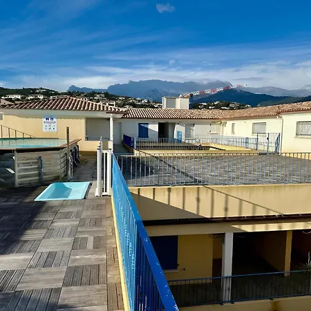 شقة Pmr 2-4 Personnes - Piscine - Clim - 100m De La *