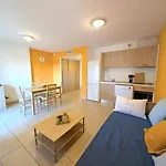 Appartement Pmr 2-4 Personnes - Piscine - Clim - 100m De La Sari-Solenzara